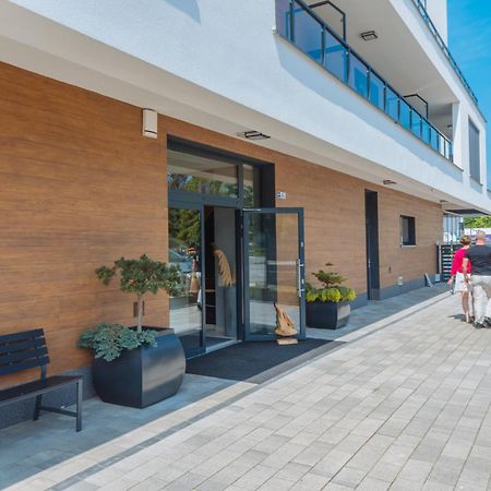 White Marina Apartamenty Ustronie Morskie Exteriör bild