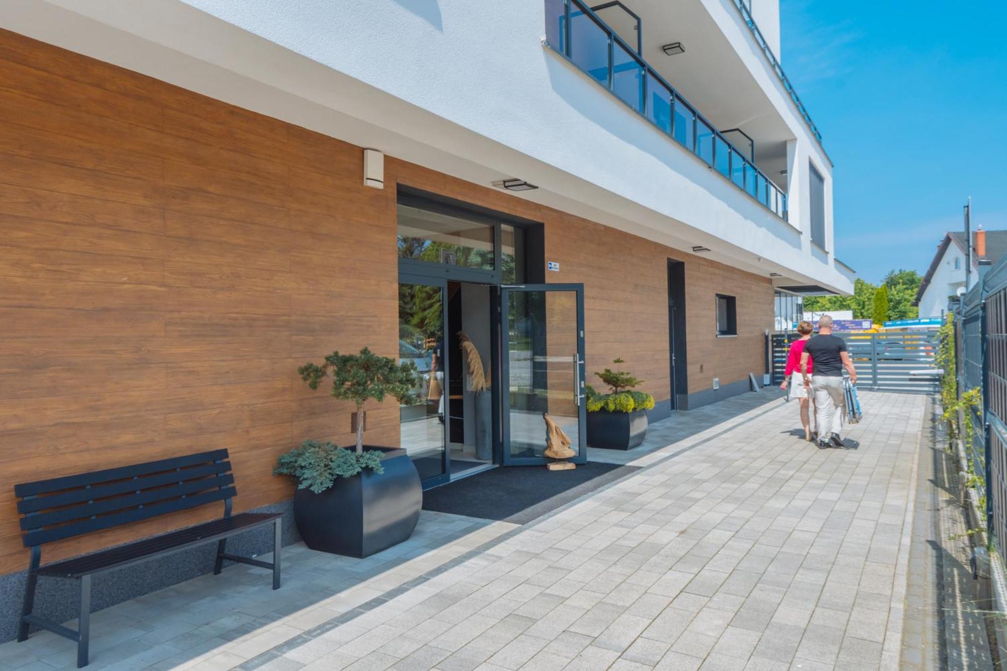 White Marina Apartamenty Ustronie Morskie Exteriör bild