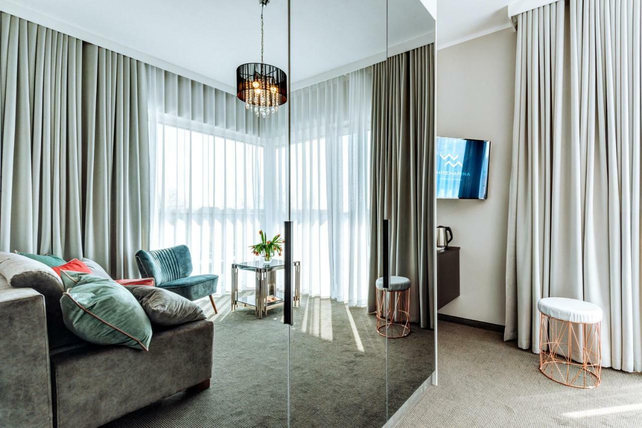White Marina Apartamenty Ustronie Morskie Exteriör bild