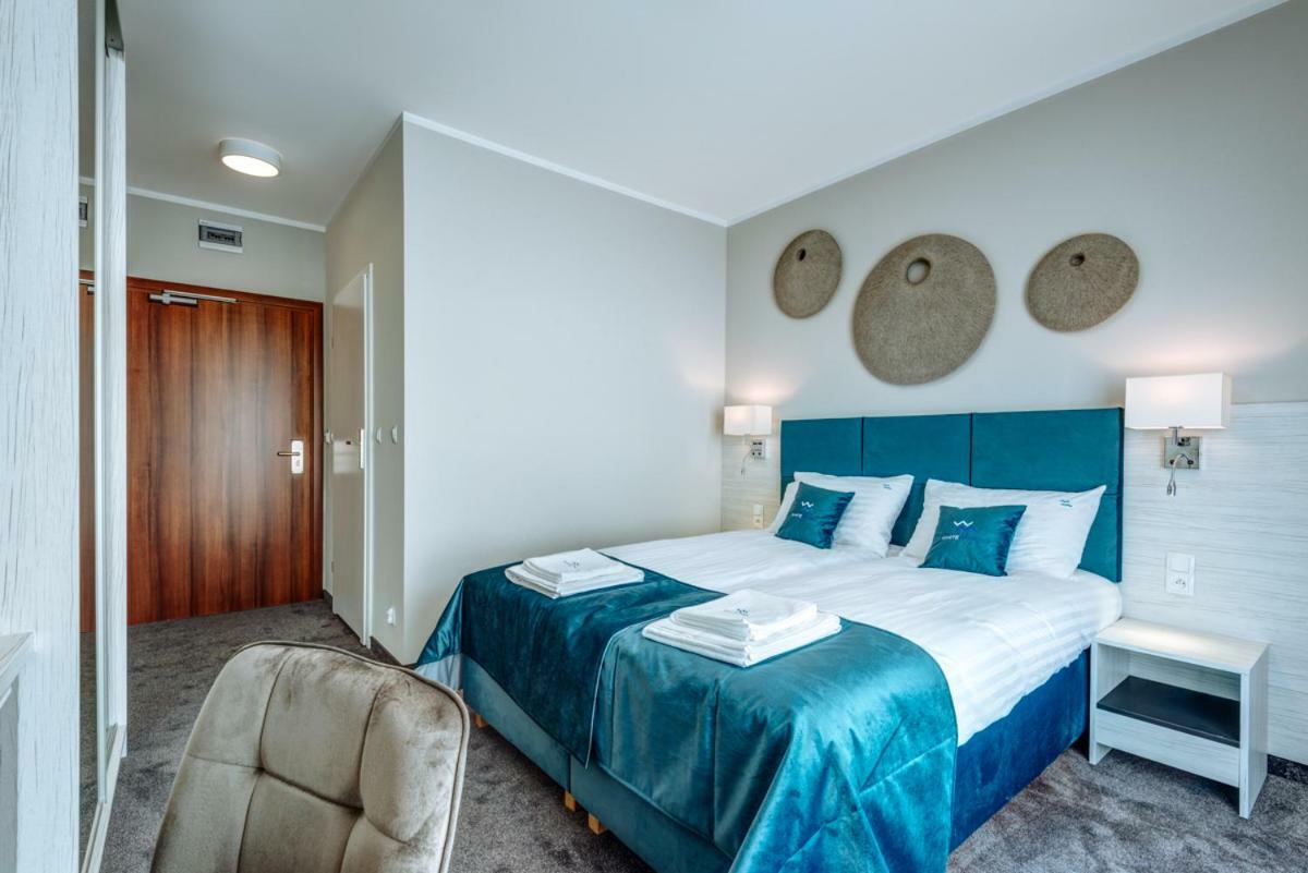 White Marina Apartamenty Ustronie Morskie Exteriör bild